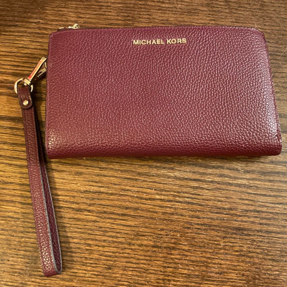 Michael Kors Adele Double Zip Pebble Leather Phone Wristlet Wallet Merlot $158